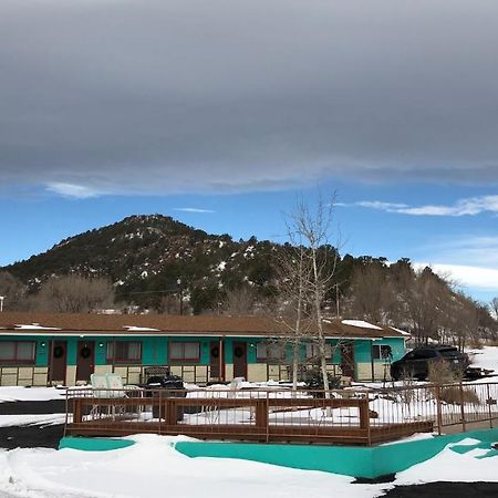 Raton Pass Motor Inn Exterior foto