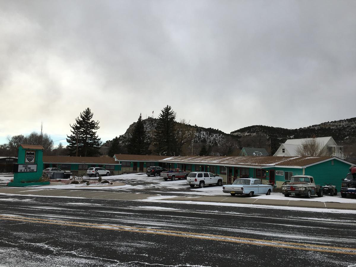 Raton Pass Motor Inn Exterior foto